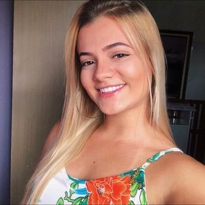 Meet your Posher, Leilani